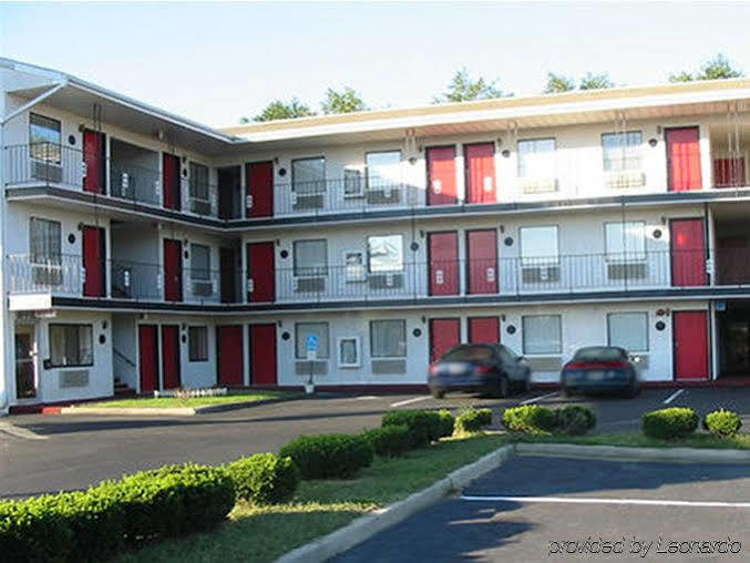 Red Carpet Inn Williamstown Exteriér fotografie